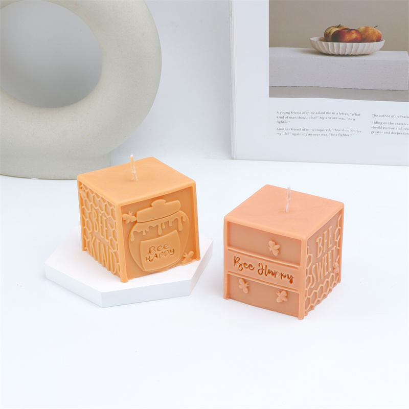 3D Honeycomb Pillar Bee Silico - Art Craft Letter A recension och pris